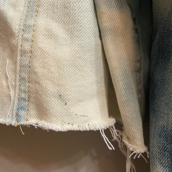 Custom Hand Painted Michigan State Denim Jacket, Size XL - Picture 14 of 14